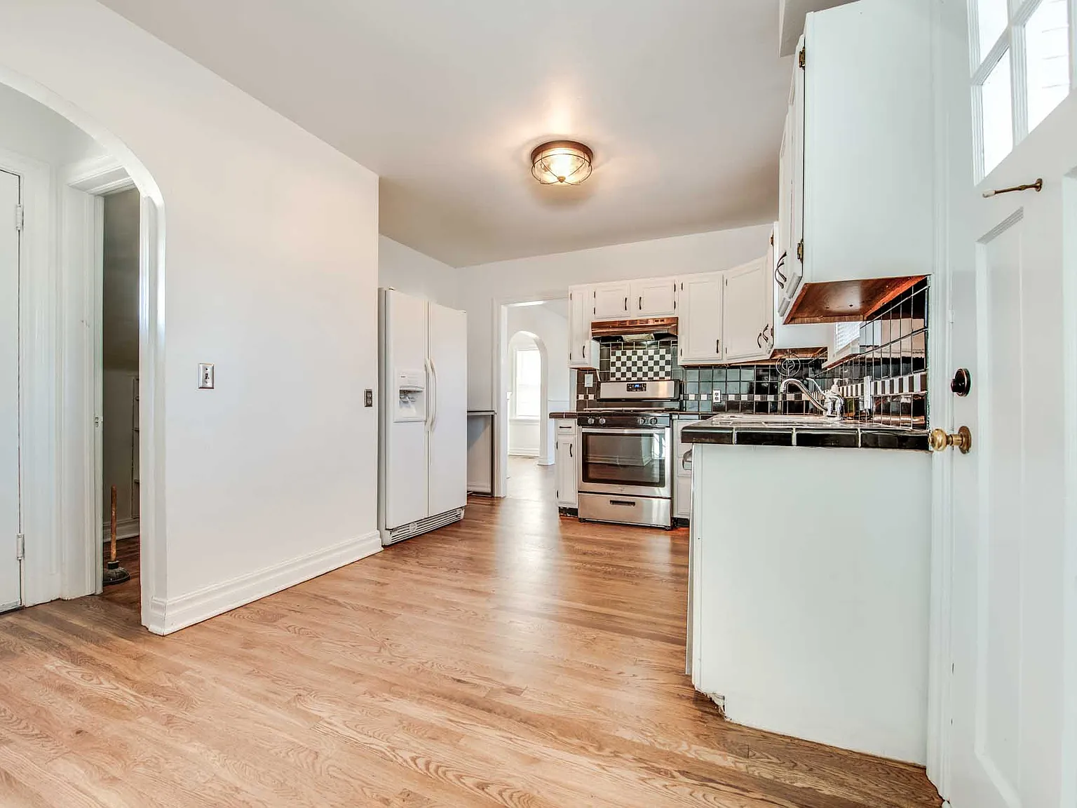 2321 NW 25th St - 1 — Photo 4