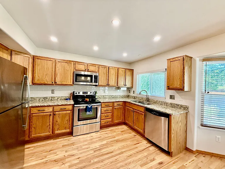 2112 Bent Tree Ln — Photo 5