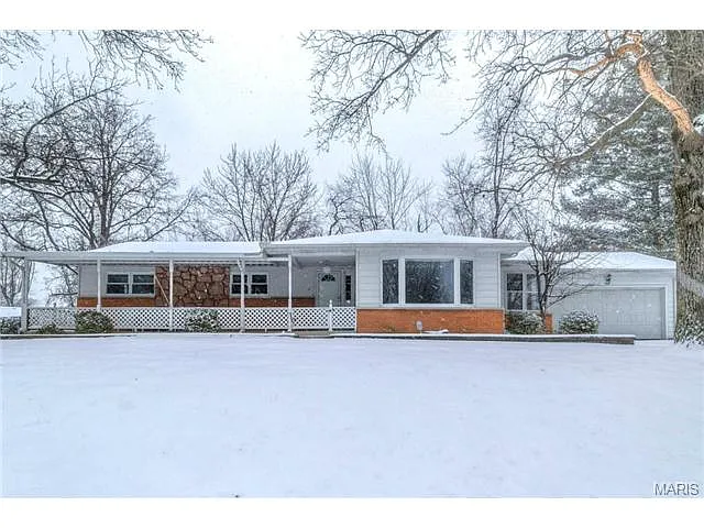 559 Kehrs Mill Rd photo 1