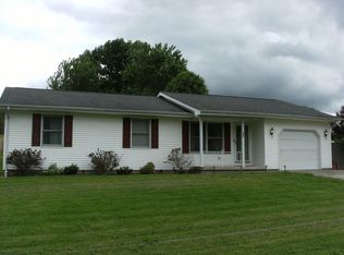 430 W Tecumseh Dr, Ellettsville, IN