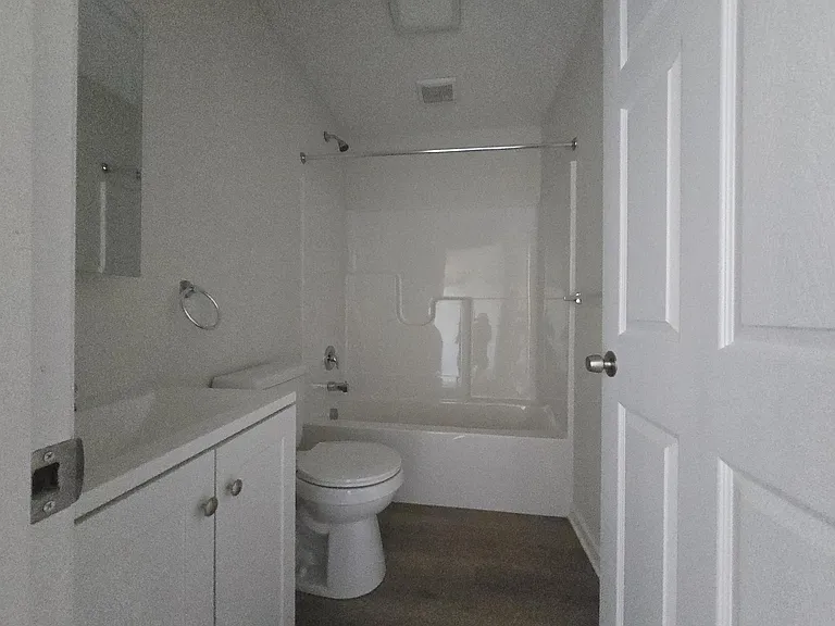 Campbell Lofts — Photo 11