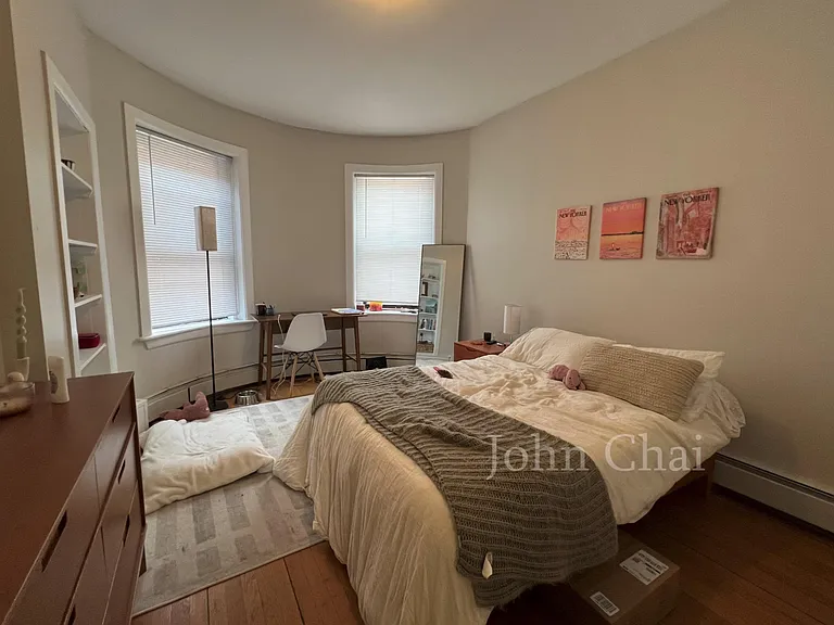 1950 Beacon St #4 — Photo 16