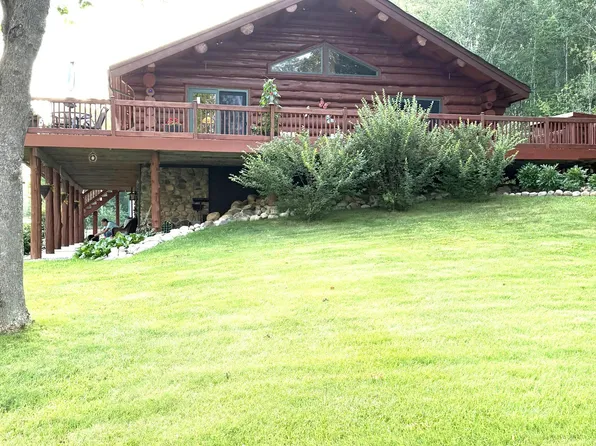 40330 Bray Lake Rd, Nashwauk, MN 55769