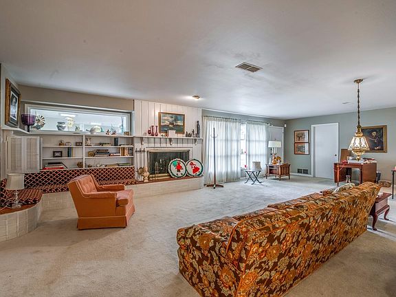 5th image of 6006 Avenue W