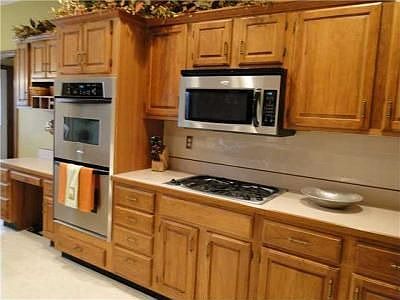 5th image of 8840 Chateau Dr NW