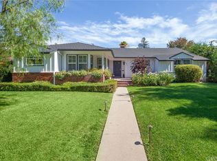 4922 Hayvenhurst Ave, Encino, CA 91436