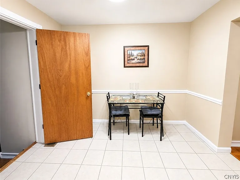 6535 Town Hall Rd — Photo 10
