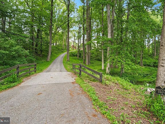 4th image of 150 Mink Hollow Rd