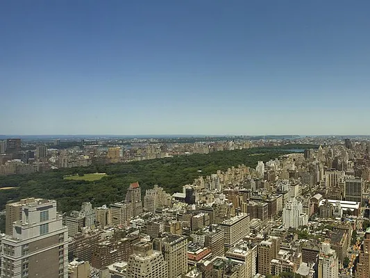 Sold by Sotheby's International Realty | media 60