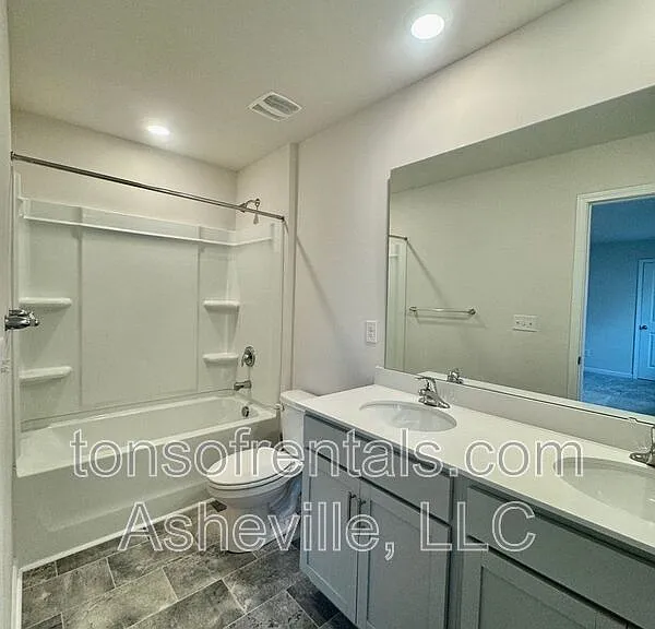 6 Chambers Garden Dr — Photo 13