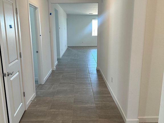 3rd image of 27079 N 167TH Drive