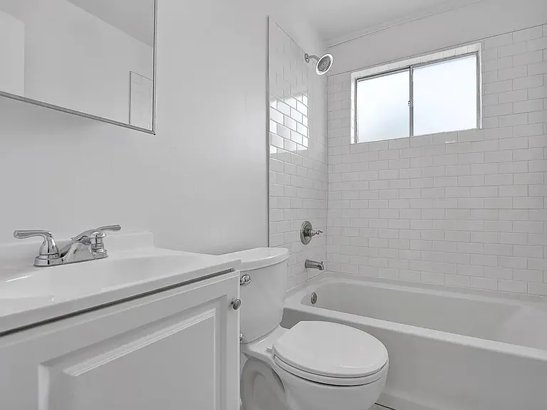 1212 Aster St — Photo 10
