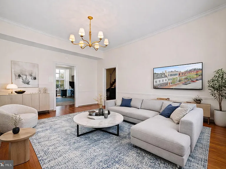 415 William St #A — Photo 3