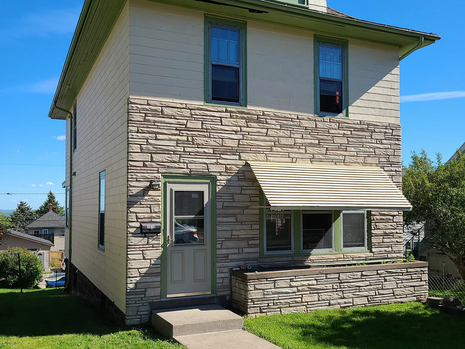 6 bed, $3,480 — Photo 1