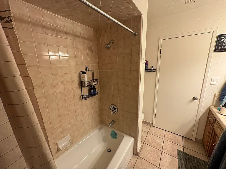 18340 Santa Anita St — Photo 16