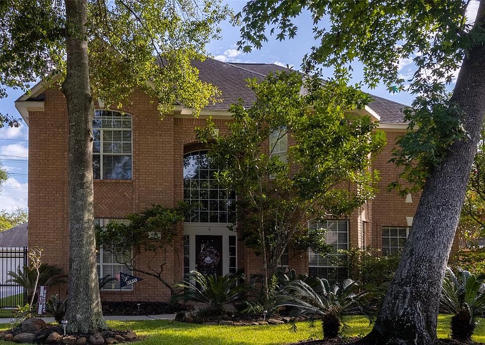 1st image of 7002 Wild Violet Dr