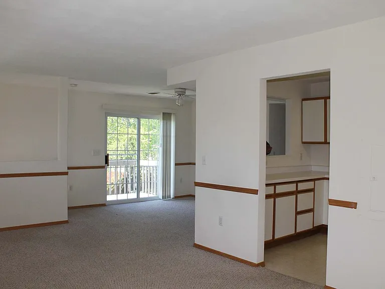 3416 Midvale Dr #1 — Photo 7