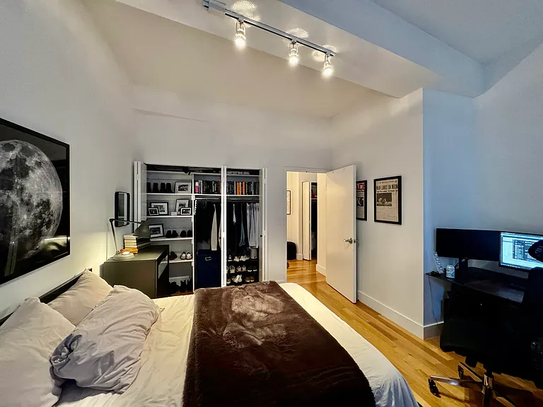 99 John St #2309 — Photo 4