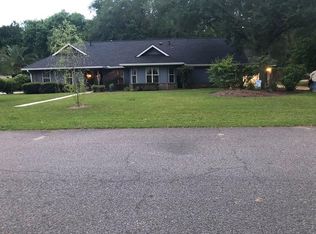 5 Coquena Cir W, Savannah, GA 31410