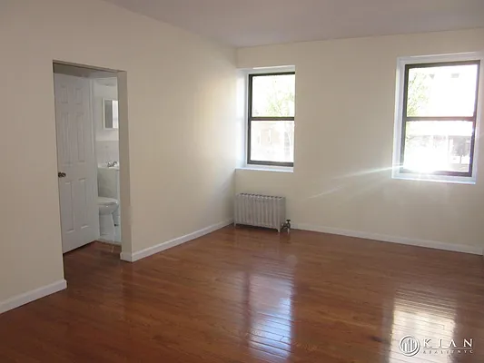 Rented by Kian Realty | media 12