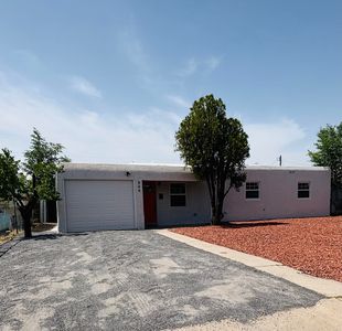844 Delamar Ave NW, Albuquerque, NM, 87107
