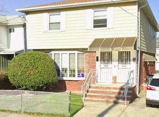 23509 147th Dr, Rosedale, NY 11422