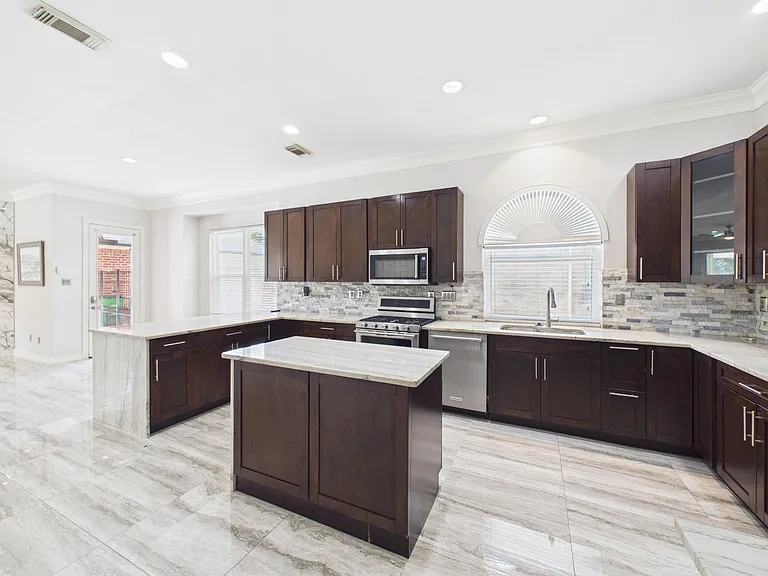 6206 Canyon Run Ct — Photo 7