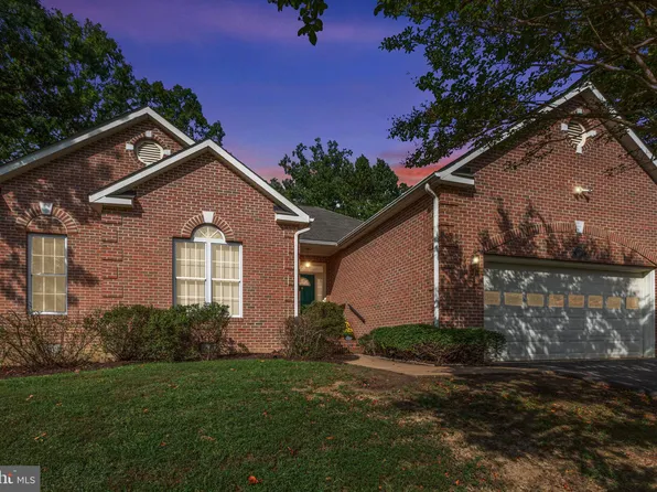 31 N Pointe Dr, Fredericksburg, VA 22405