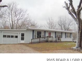 615 W 4th St, Eldon, MO 65026
