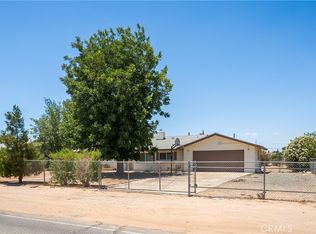 10004 Oakwood Ave, Hesperia, CA 92345
