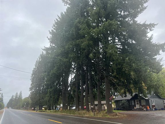 5th image of 22413 NE 72nd Ave