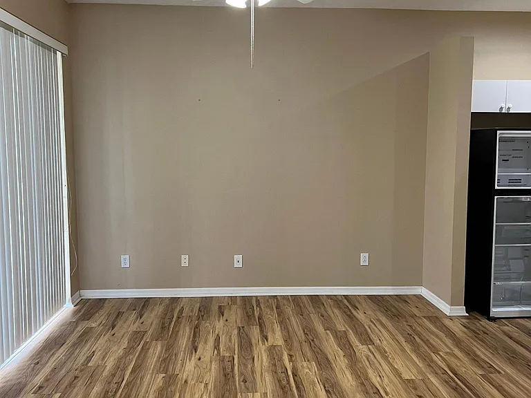 2632 Maylin Dr — Photo 7