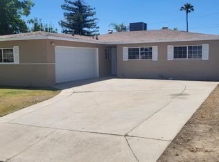 401 Countryside Dr, Bakersfield, CA 93308