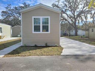 5548 Annette St, Zephyrhills, FL 33542
