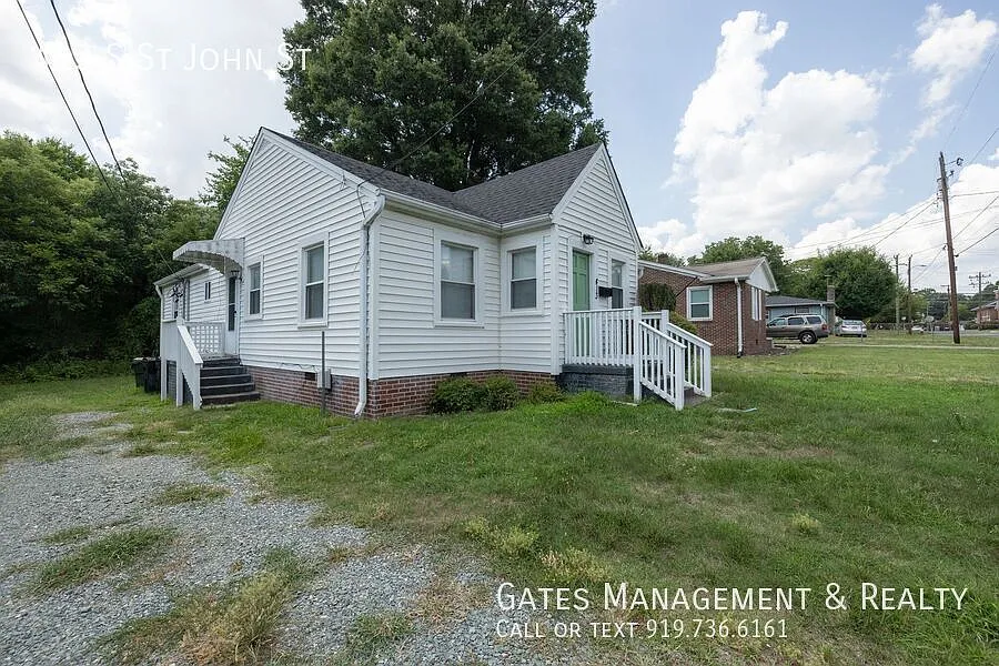 Charming Duplex in Burlington — Photo 2