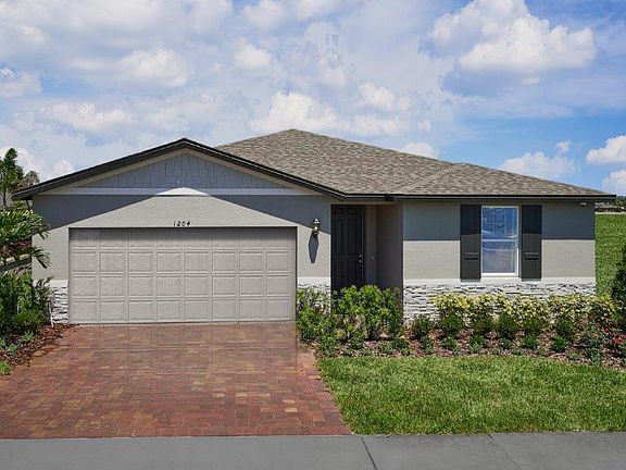The Hibiscus plan modeled at Citrus Landing.