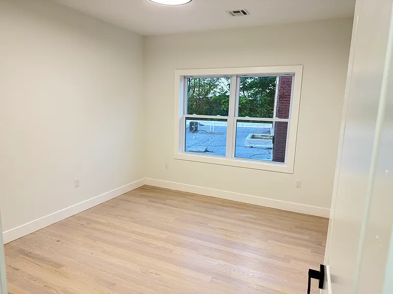 524 S 15th St #2 — Photo 9