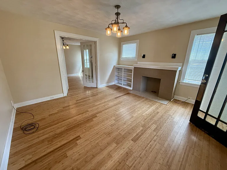 924-926 11th Avenue, Huntington WV - - — Photo 1