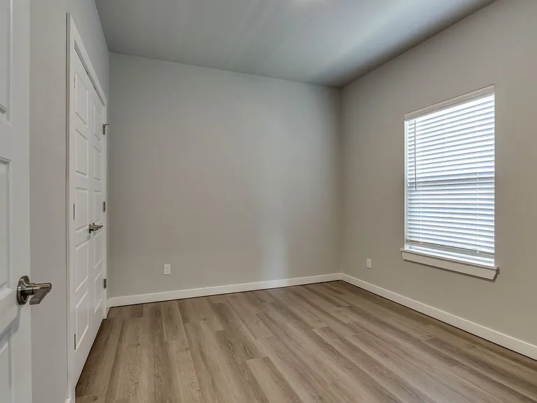 10608 Glover River Dr — Photo 29