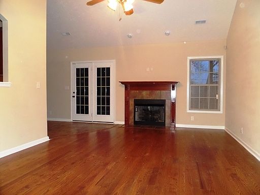 2nd image of 665 Wolfchase Ct
