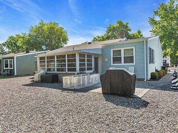 4th image of 25 Whitaker Drive