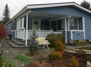 1872 Hazelwood Dr, Grants Pass, OR 97527