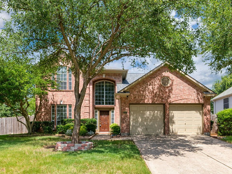 1st image of 2717 Stanford Dr