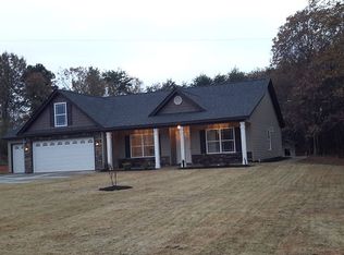 485 Belcher Rd, Campobello, SC 29322