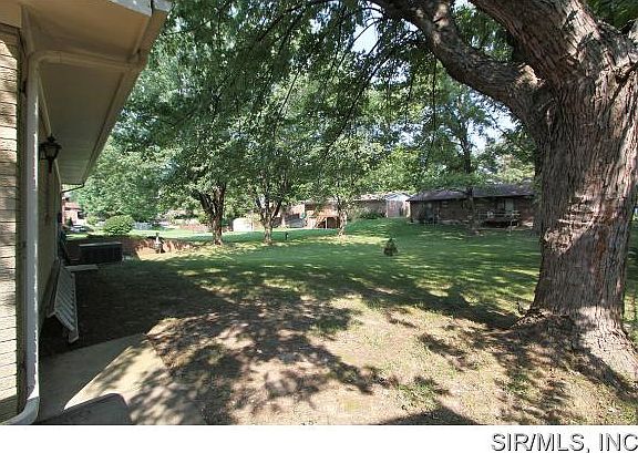 3rd image of 29 Coachlight Dr