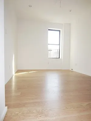 Rented by City Connections Realty | media 3
