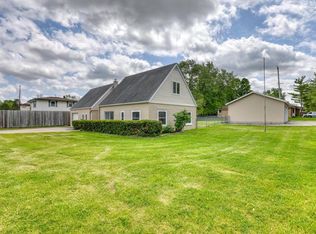 4325 W Grange AVENUE, Greenfield, WI 53220