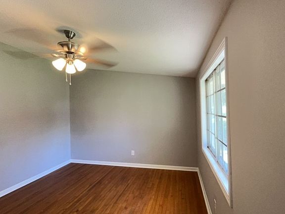 2nd image of 1834 Mississippi Valley Blvd