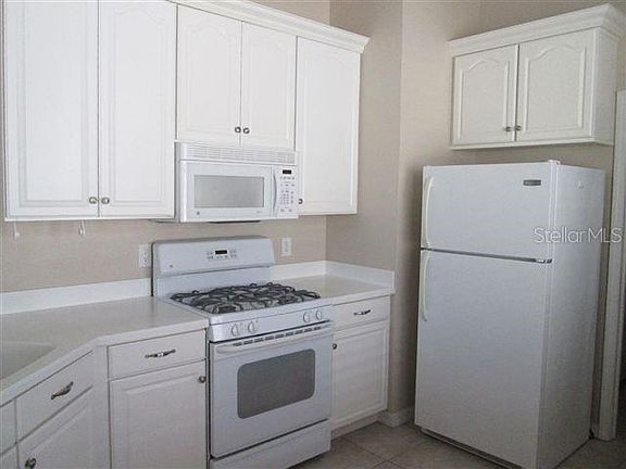 5th image of 840 King Leon Way