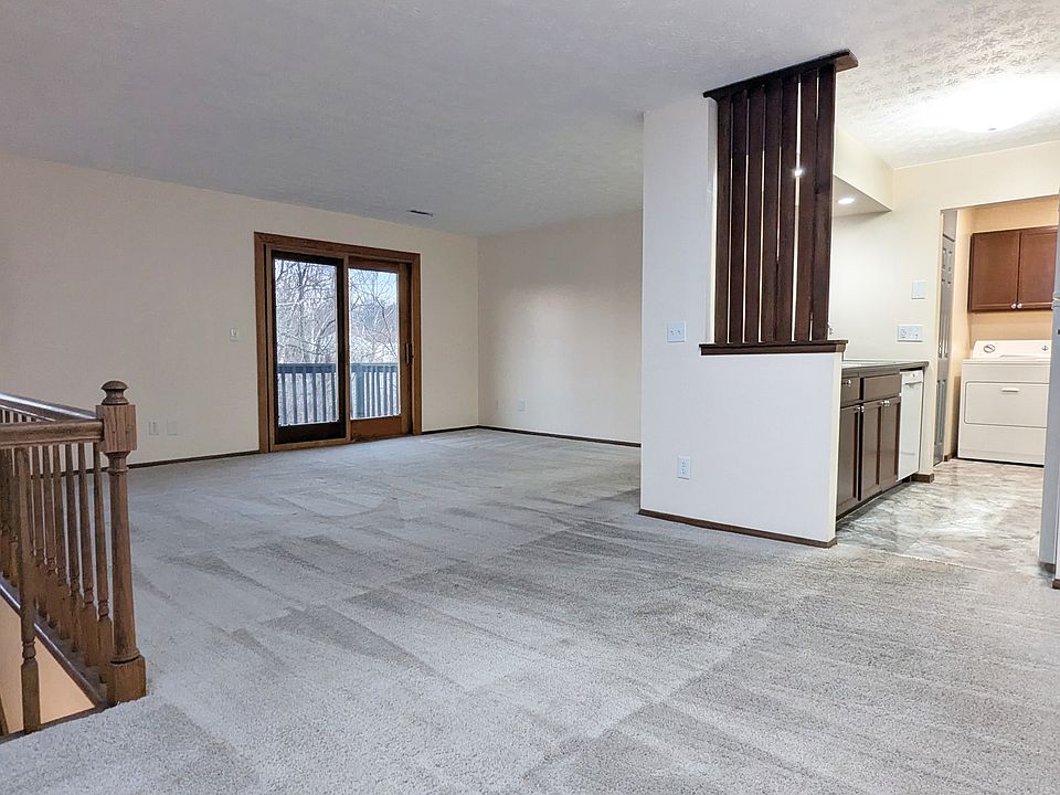 1st image of 70 Twilight Dr